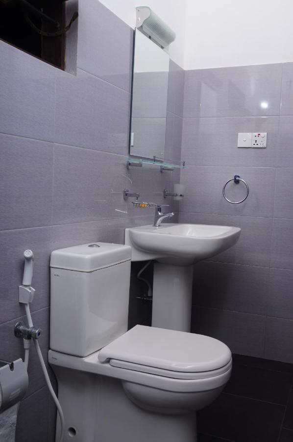 Traveller'S Home Hotel 티사마하라마 객실 사진